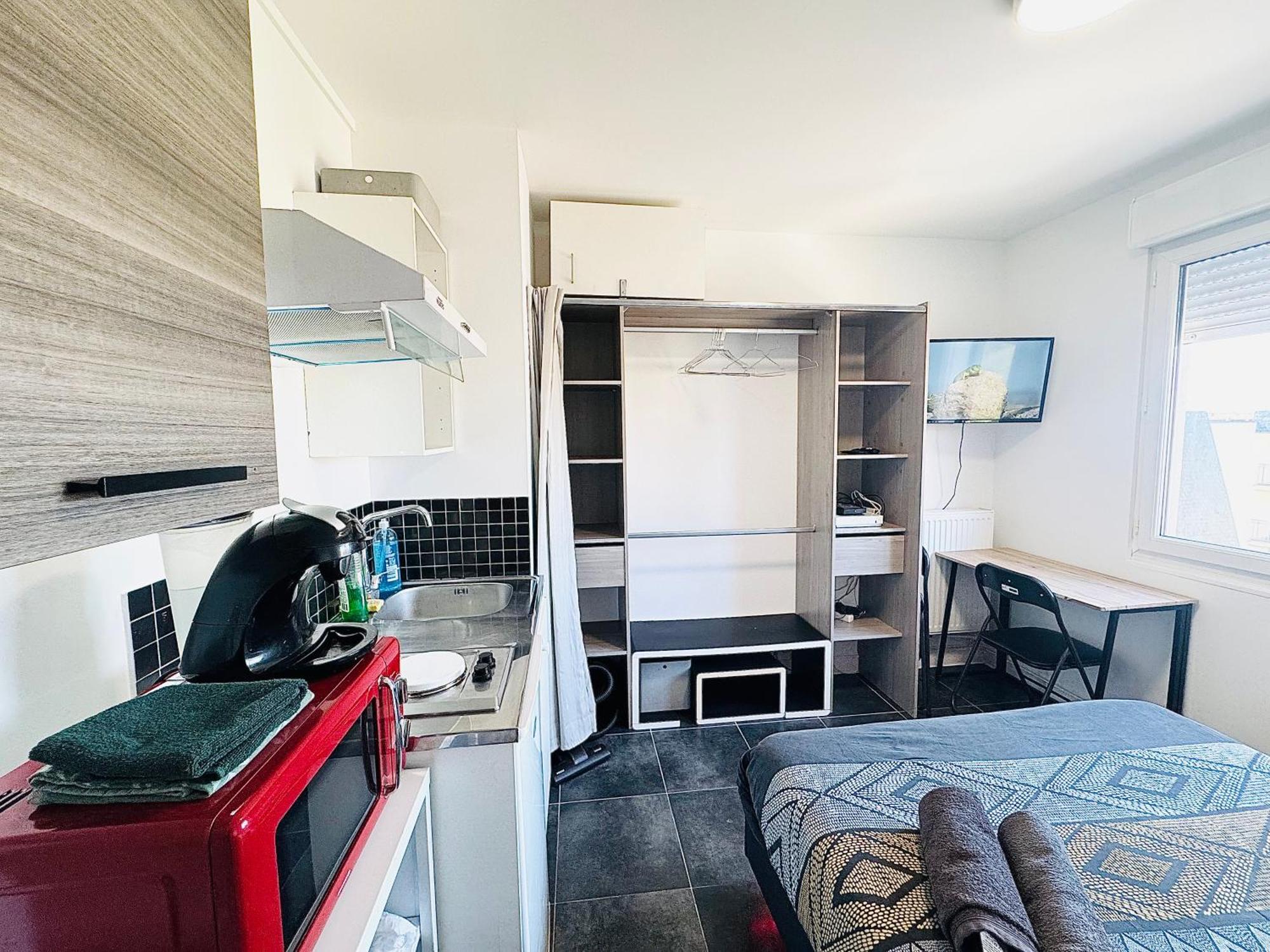Studio A 300 Metres De La Gare Et 25 Minutes De Paris En Train Melun Eksteriør billede
